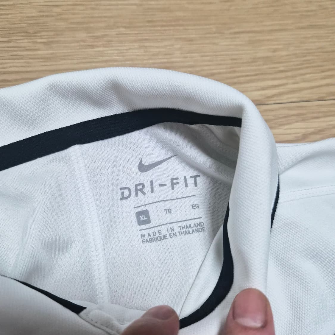 나이키 드라이핏 카라반팔티셔츠 상품이미지3