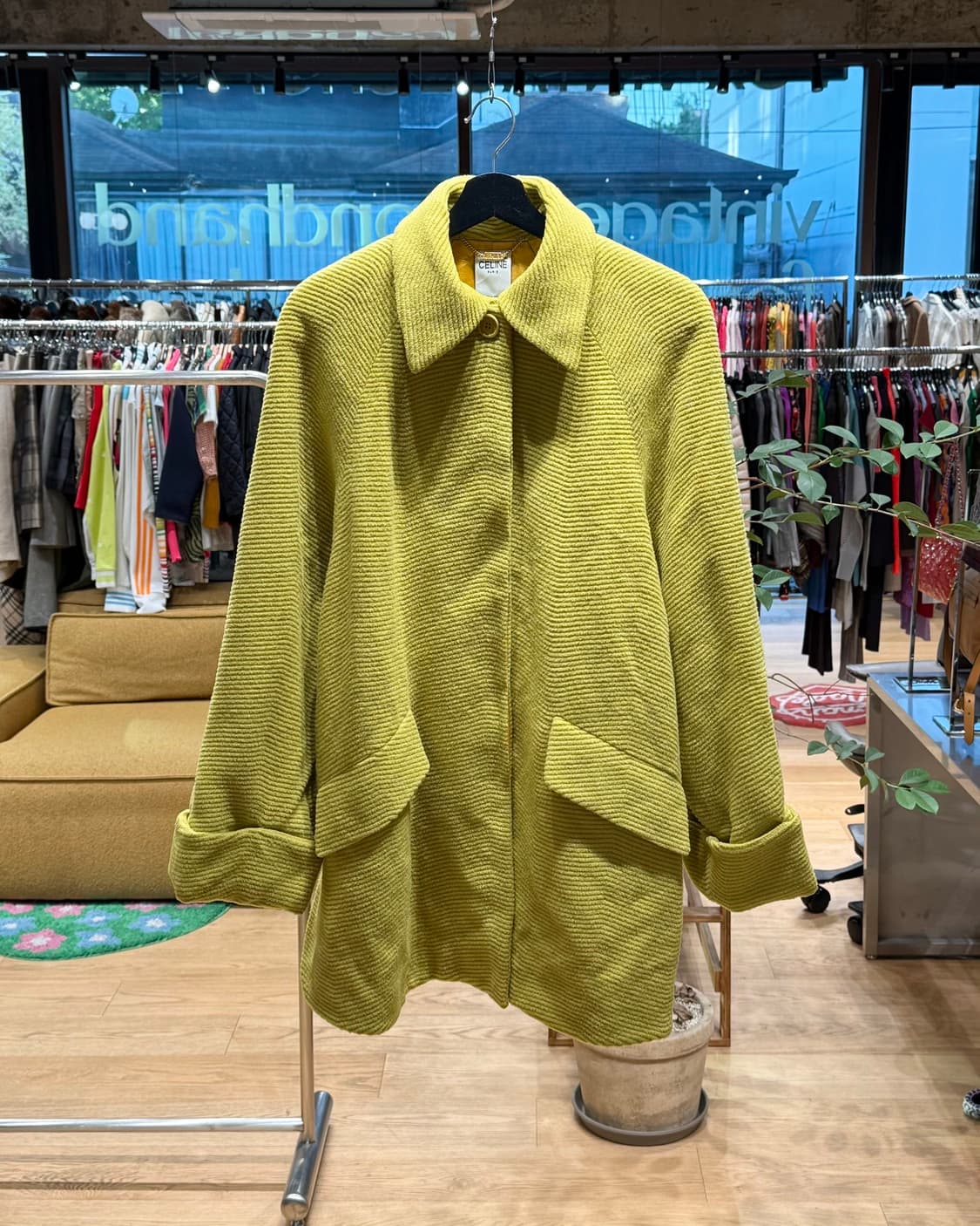 셀린느 옐로우 모헤어혼방 카라넥 코트  상품이미지1