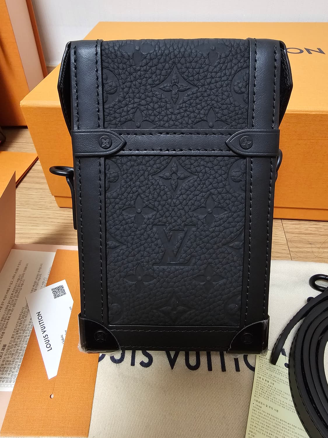 루이비통 버질아블로 s락 토리옹 버티컬 트렁크 크로스백 상품이미지7