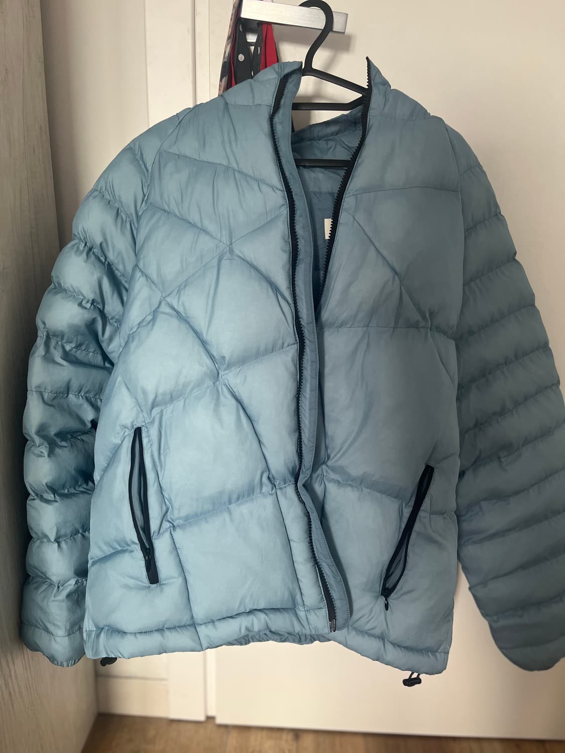 경량패딩 상품이미지1