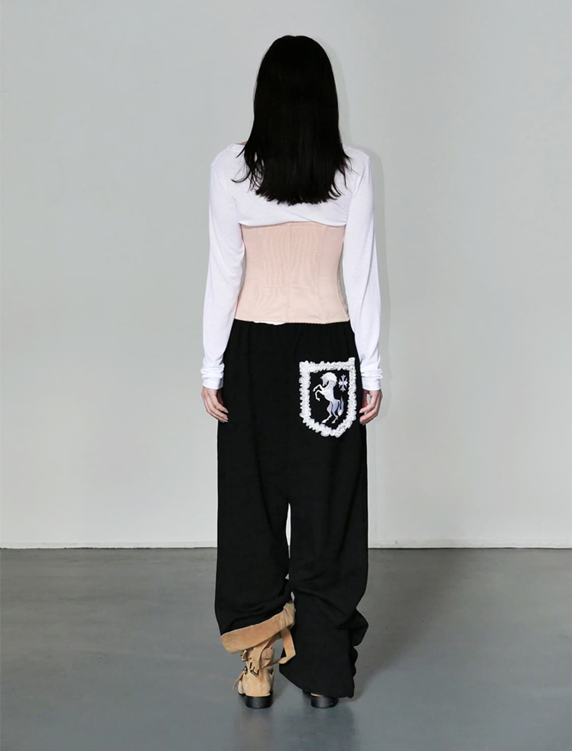 이와이이알 frill lace sweatpants black 상품이미지1
