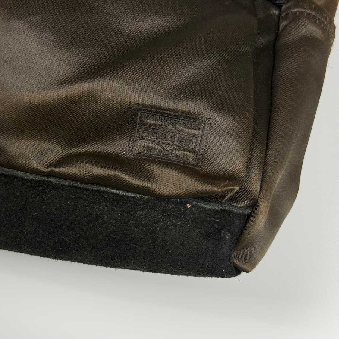 요시다포터 페이드 숄더백 다크브라운 상품이미지4