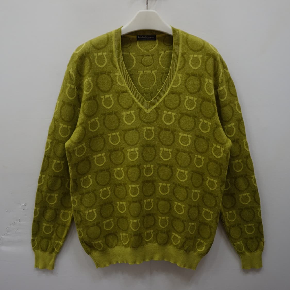 정품 페라가모 캐시미어 브이넥 니트 남성 여유 2XL 훌륭 사랑봉봉 상품이미지1