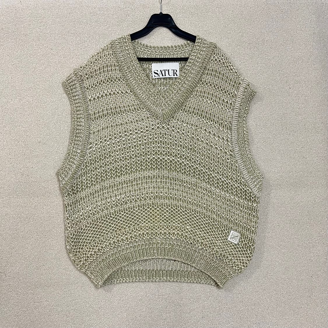 (L) SATUR 세터 브이넥 니트 조끼 상품이미지1