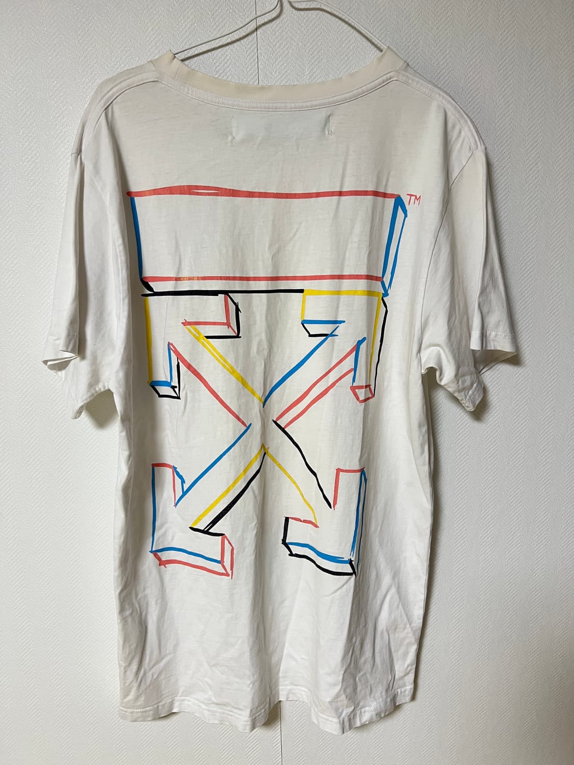 오프화이트 x Vitkac 콜라보 스케치 애로우 반팔티 m 상품이미지1