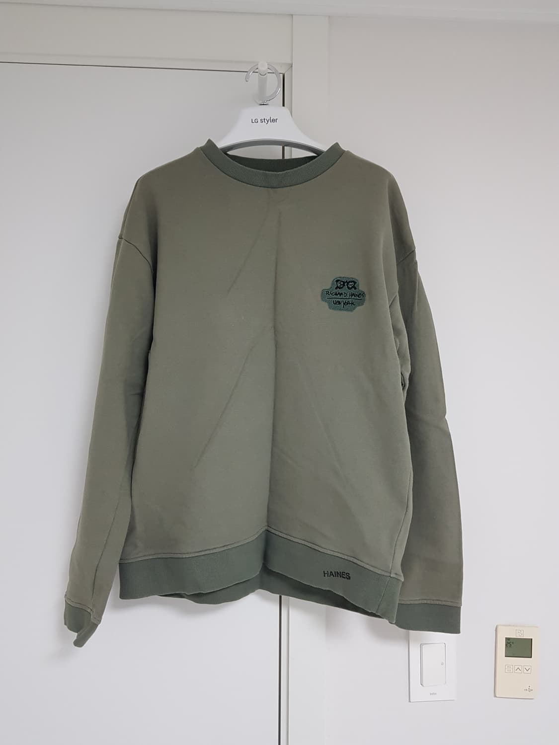 M) 질스튜어트뉴욕 리차드헤인즈 맨투맨 상품이미지1