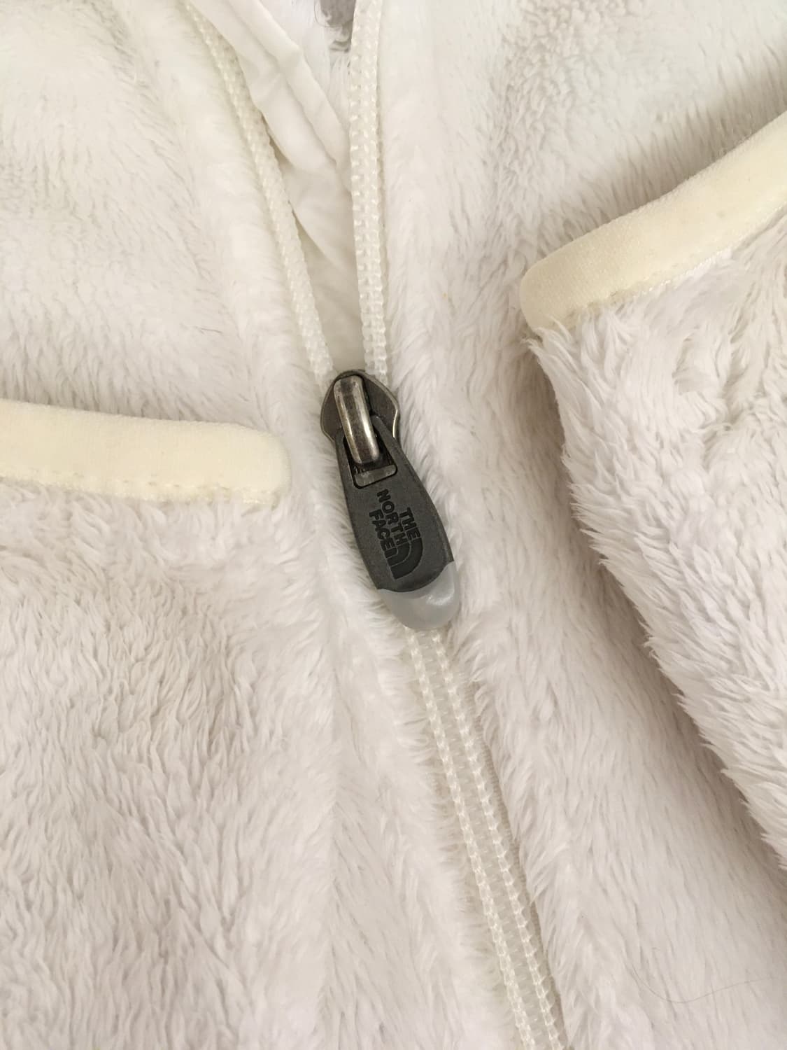 노스페이스 화이트 퍼 후드집업 후리스 러힙 갸루 스포티 상품이미지9