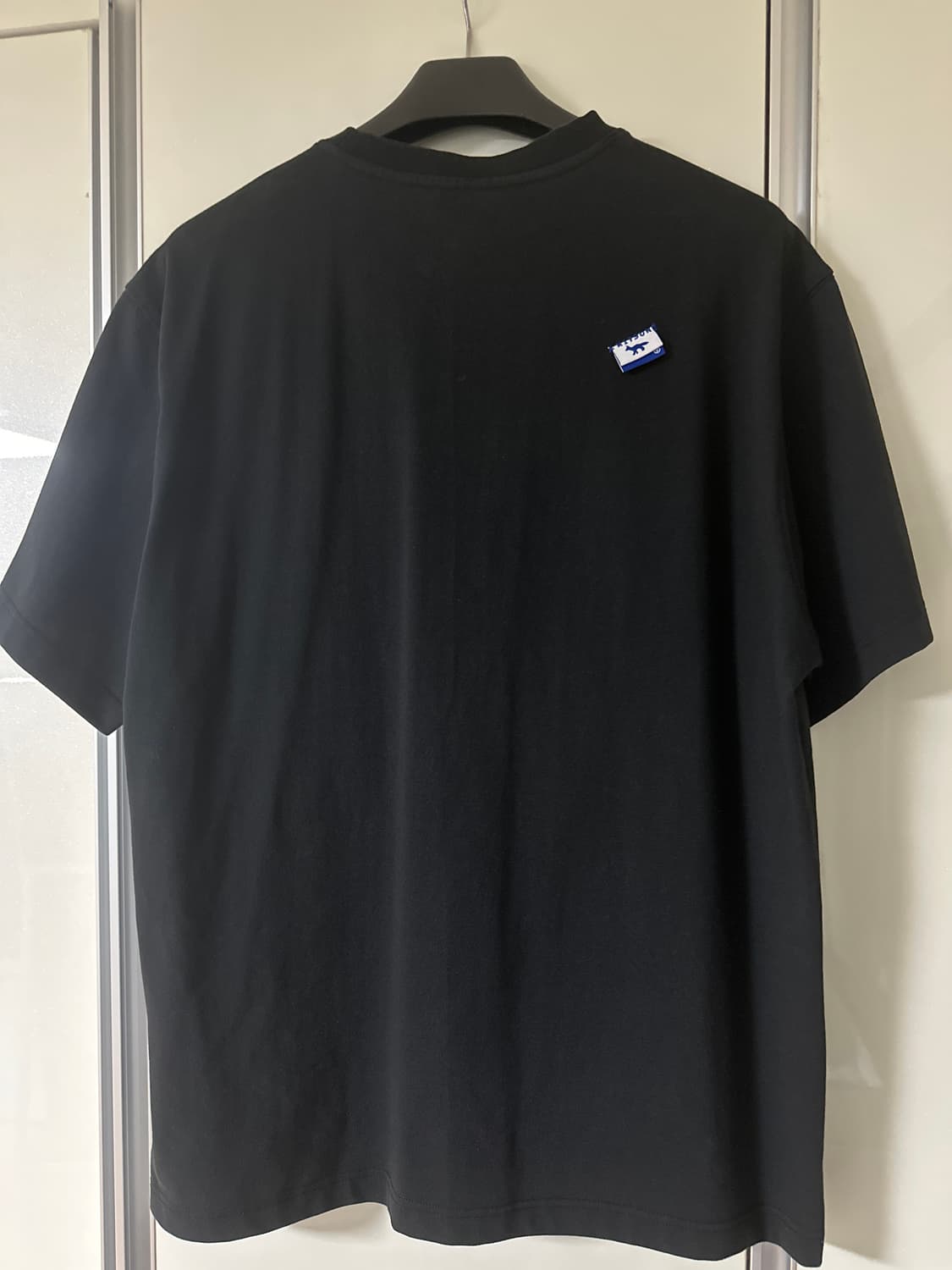 아더에러 메종키츠네 반팔 티셔츠 블랙 트리플 폭스 상품이미지2