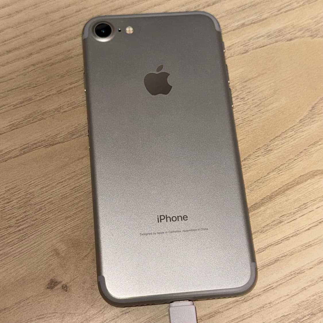 아이폰 7  상품이미지1