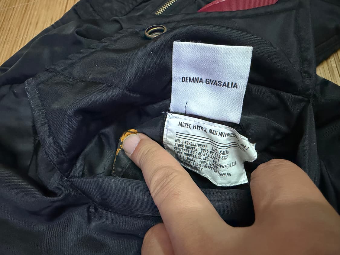 VETEMENTS 베트멍 성조기 리버시블 양면 점퍼 자켓 100L 상품이미지6