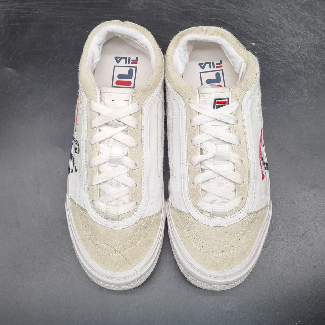 휠라 클래식 보더 스니커즈 250 상품이미지2