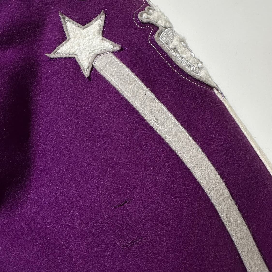 펠레펠레 스터드 울 바시티 자켓 상품이미지7