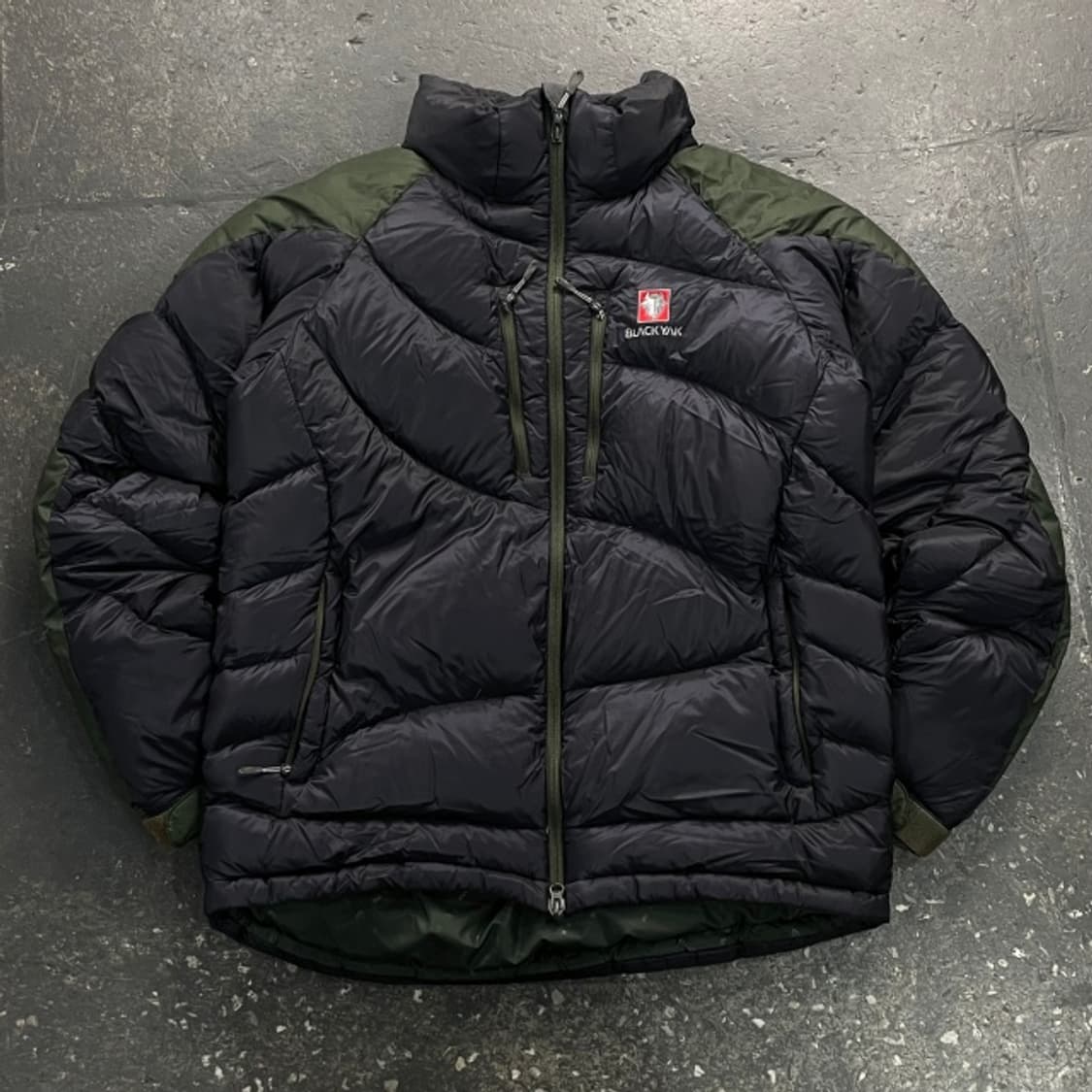 100 블랙야크 패딩  상품이미지1