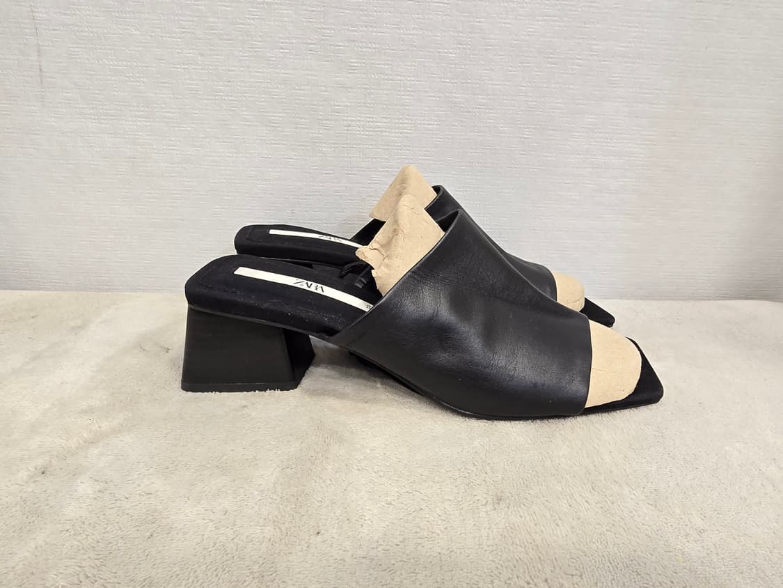 새상품) 자라 ZARA 레더 뮬 샌들 255 상품이미지5