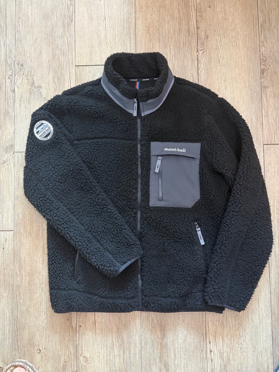 몽벨 후리스 블랙(90) 상품이미지1