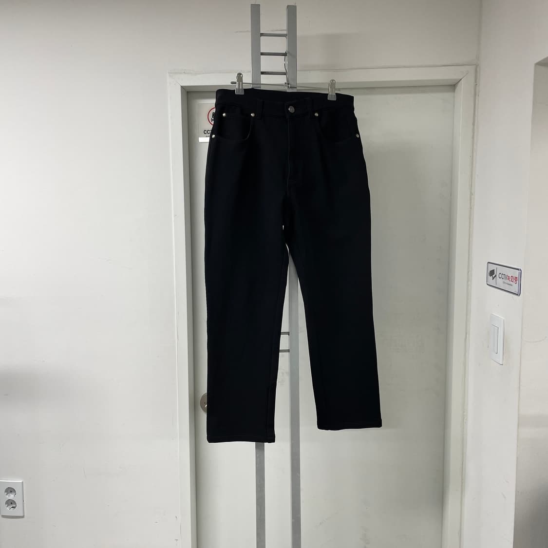 베르사체 블랙 팬츠 44 상품이미지5