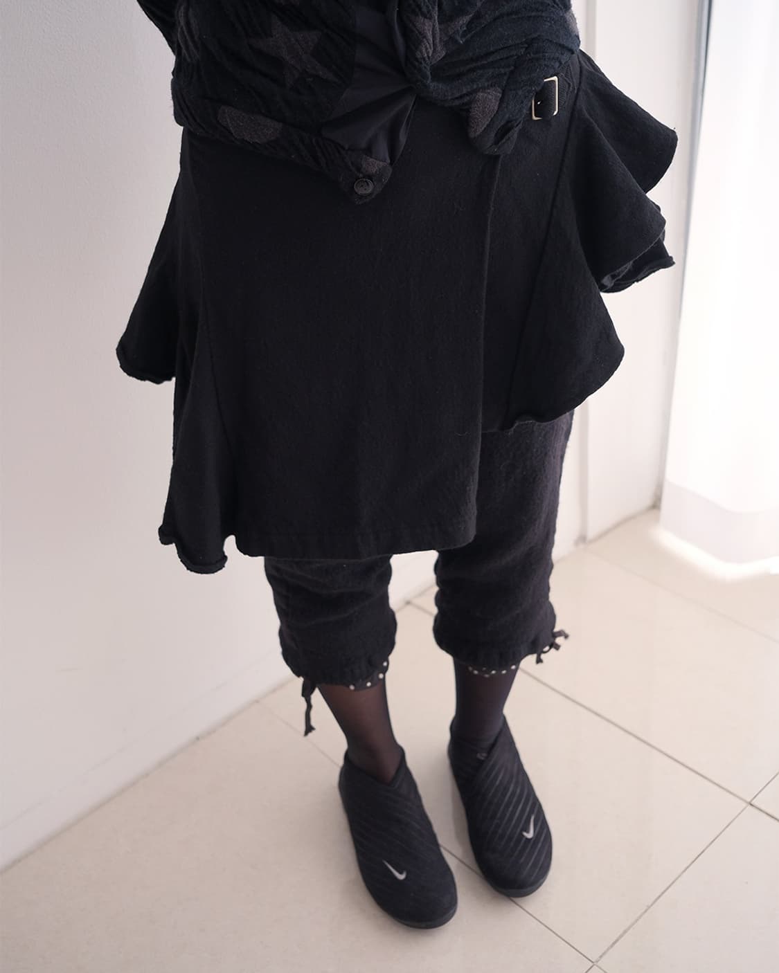 Shrunken wool frill layered wrap skirt 상품이미지1