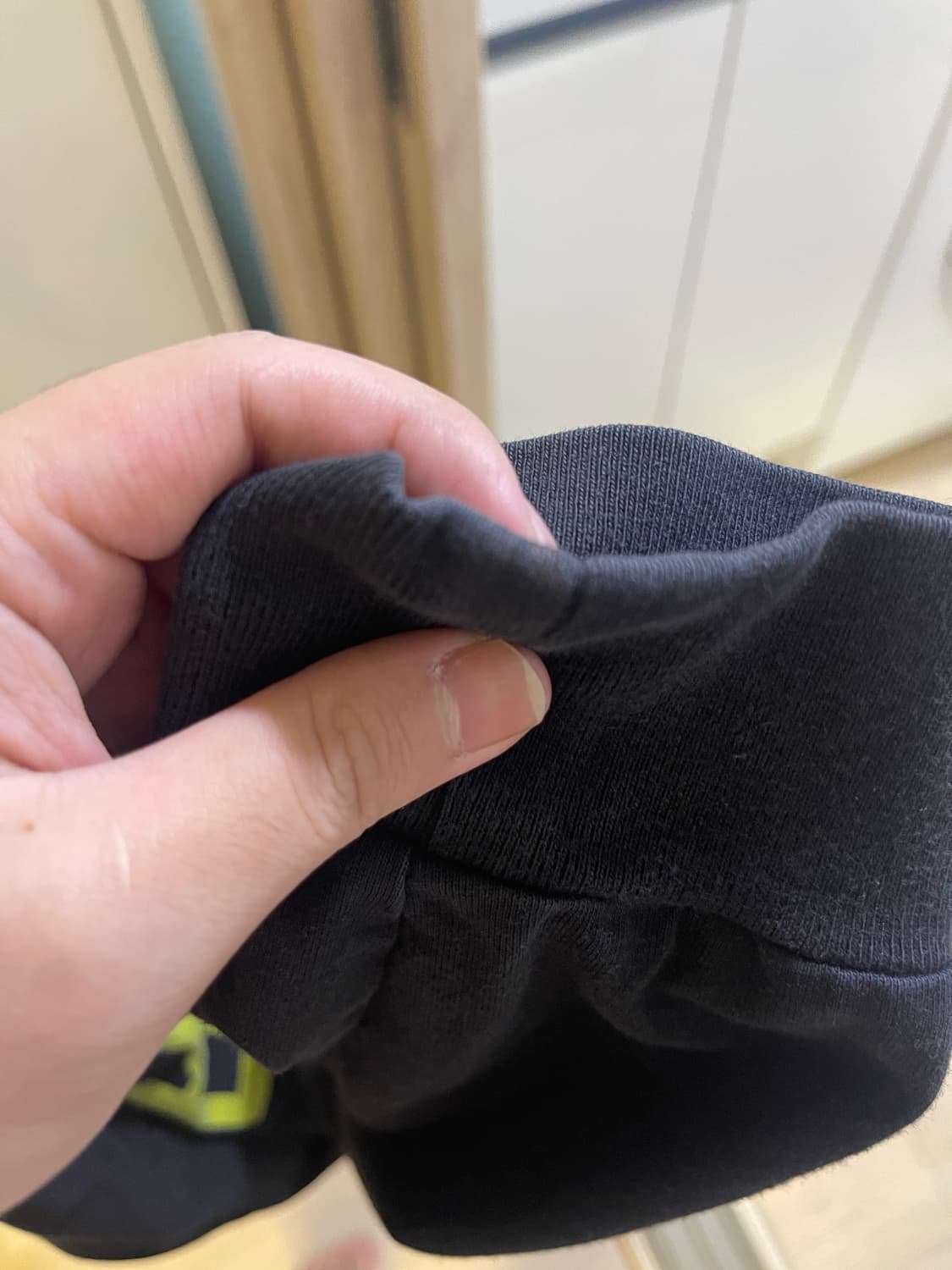 지금사면 내일 배송+택포) 발렌시아가 우크라이나 롱슬리브 M 상품이미지4