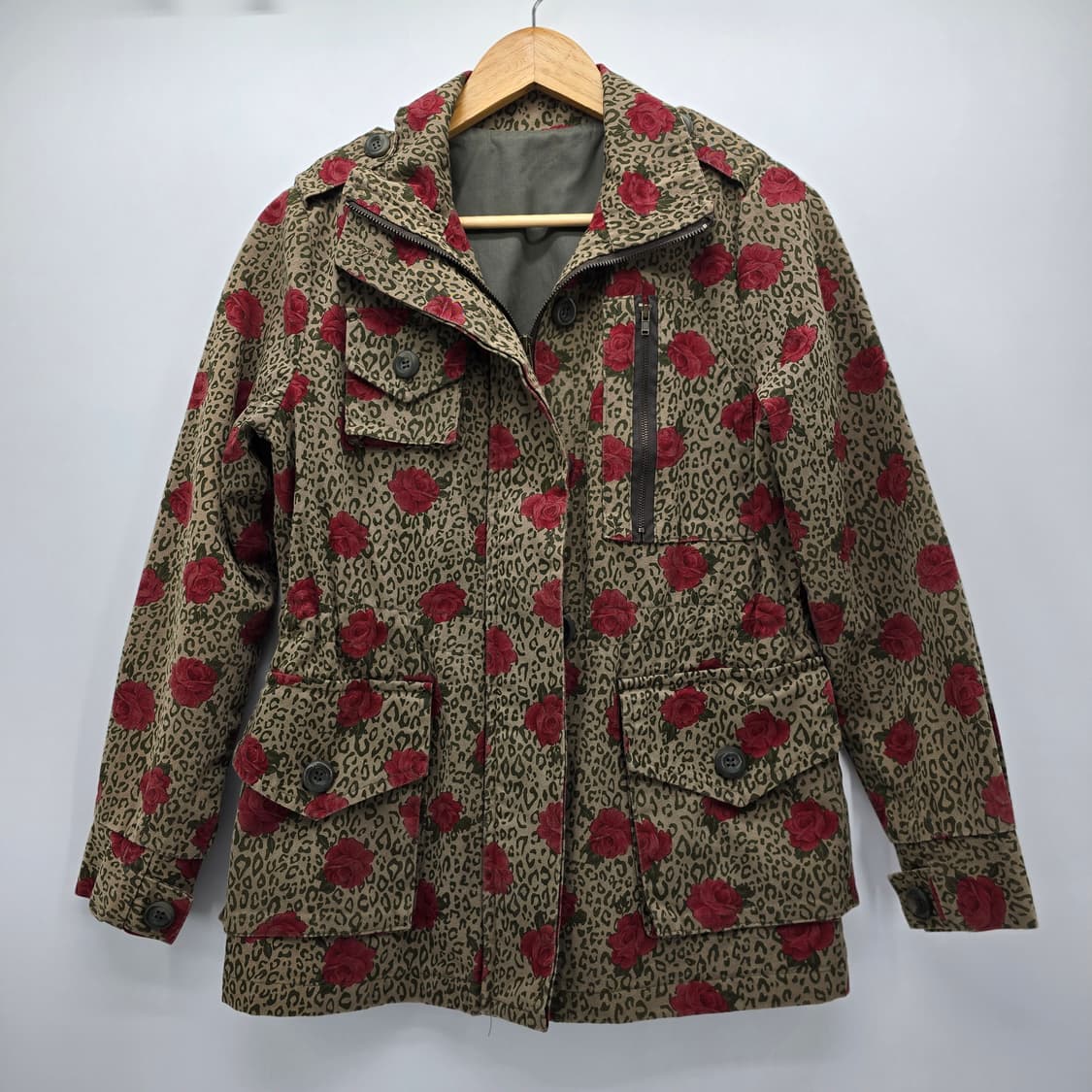 독특한 장미와 레오파드 패턴의 자켓 상품이미지1