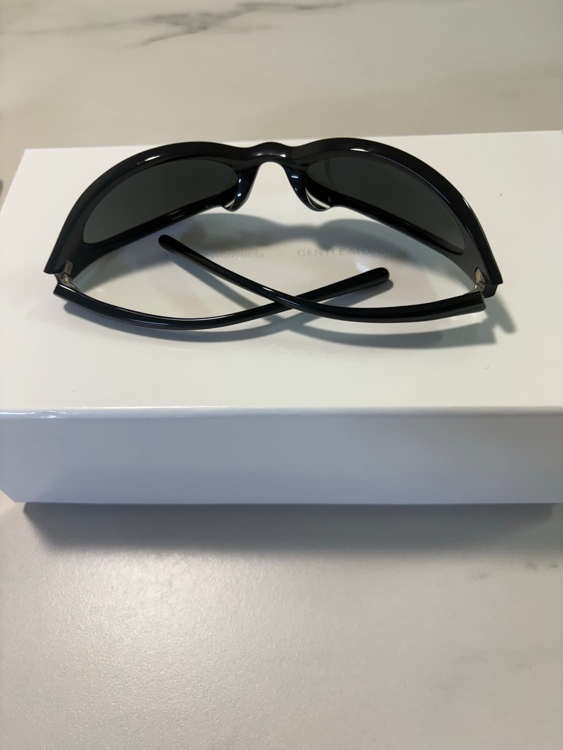 젠틀몬스터 x 마르지엘라 mm202 블랙 그레이  상품이미지4