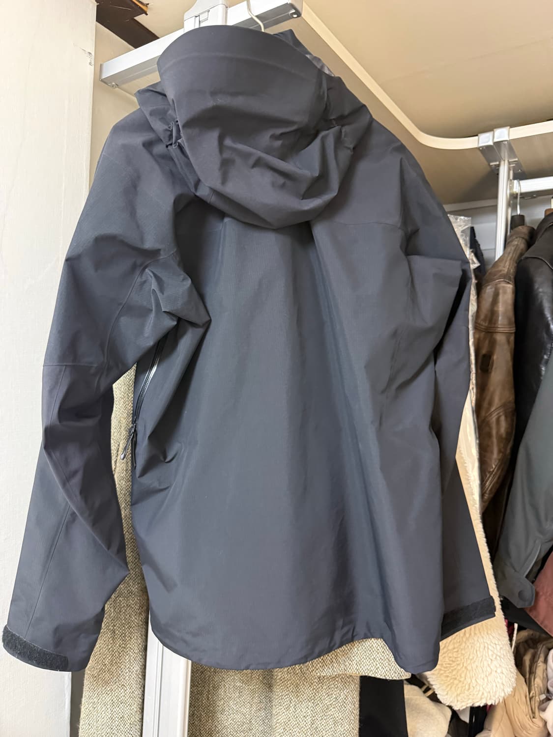 아크테릭스 베타AR 블랙 M 사이즈 상품이미지7