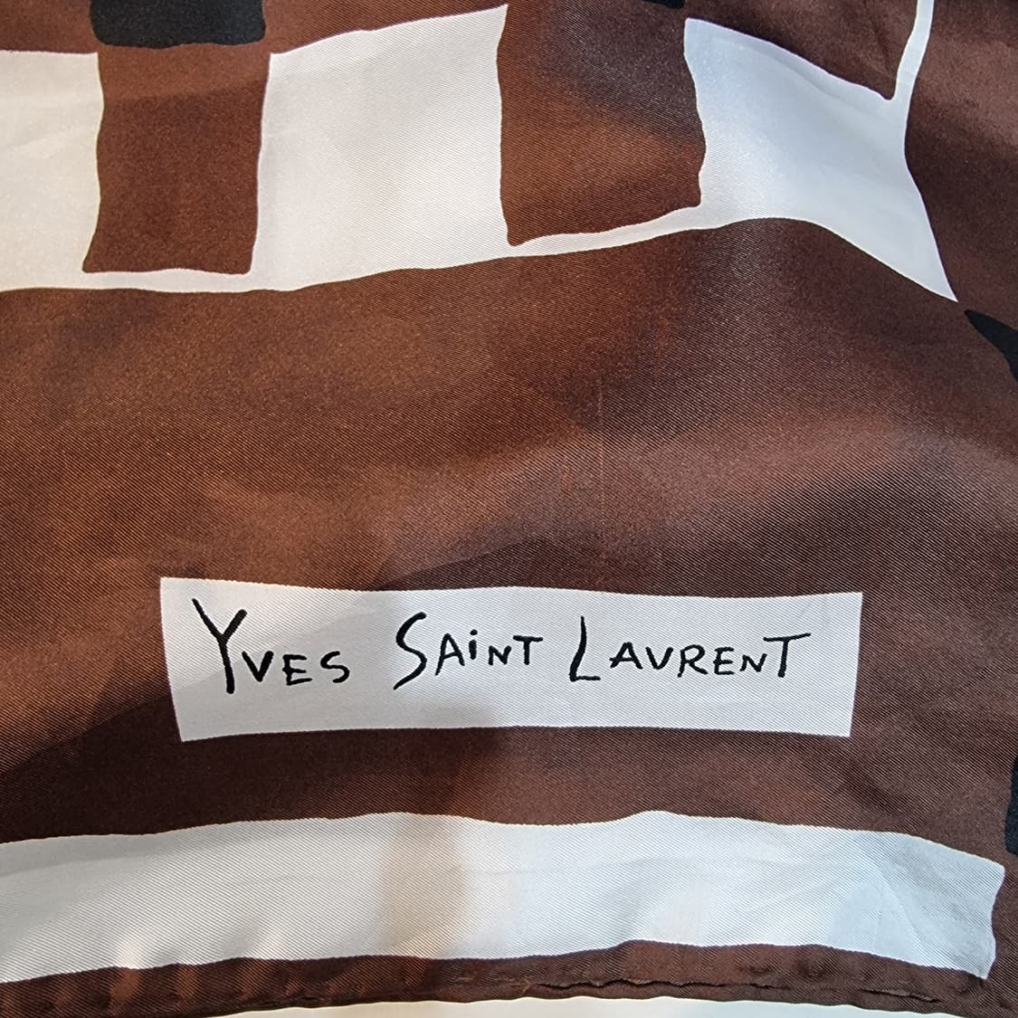 Yves Saint Laurent 입생로랑 빈티지 실크 스카프 상품이미지7