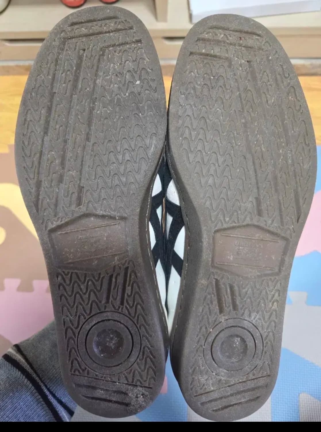 오니츠카타이거 GSM 크림블랙 255 상품이미지4