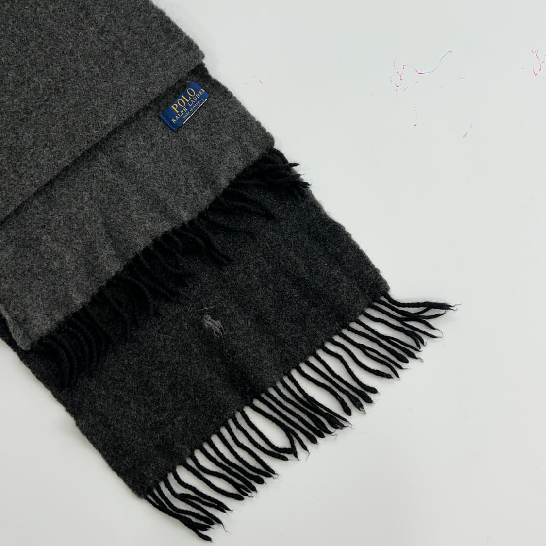 Polo 폴로 차콜포니 차콜그레이 배색 목도리  상품이미지3