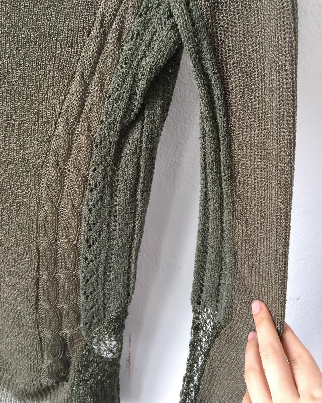 Cable point v neck knit 상품이미지5