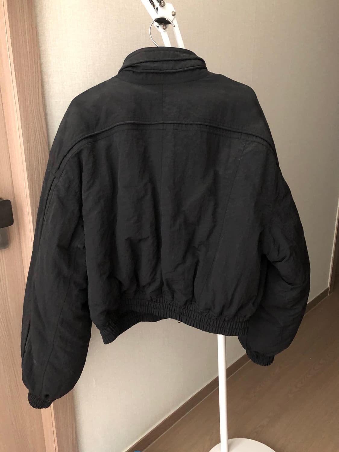 엘무드 봄버 크롭 자켓 블랙 상품이미지4