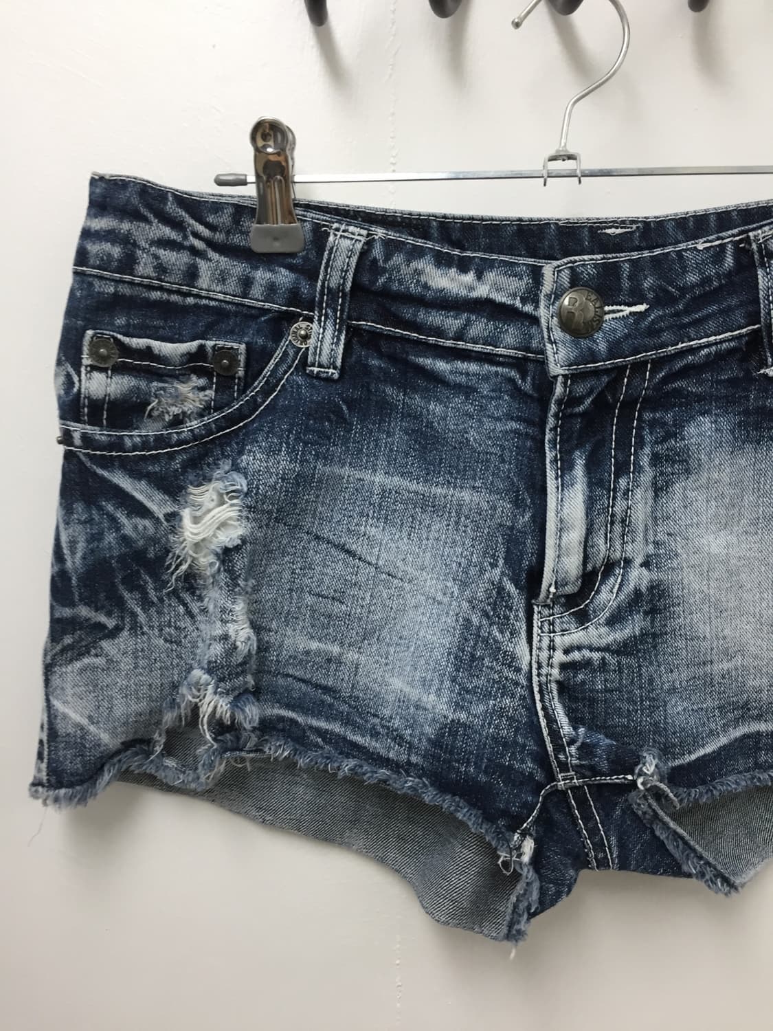 빈티지 노르딕 데미지 데님 숏팬츠 상품이미지3