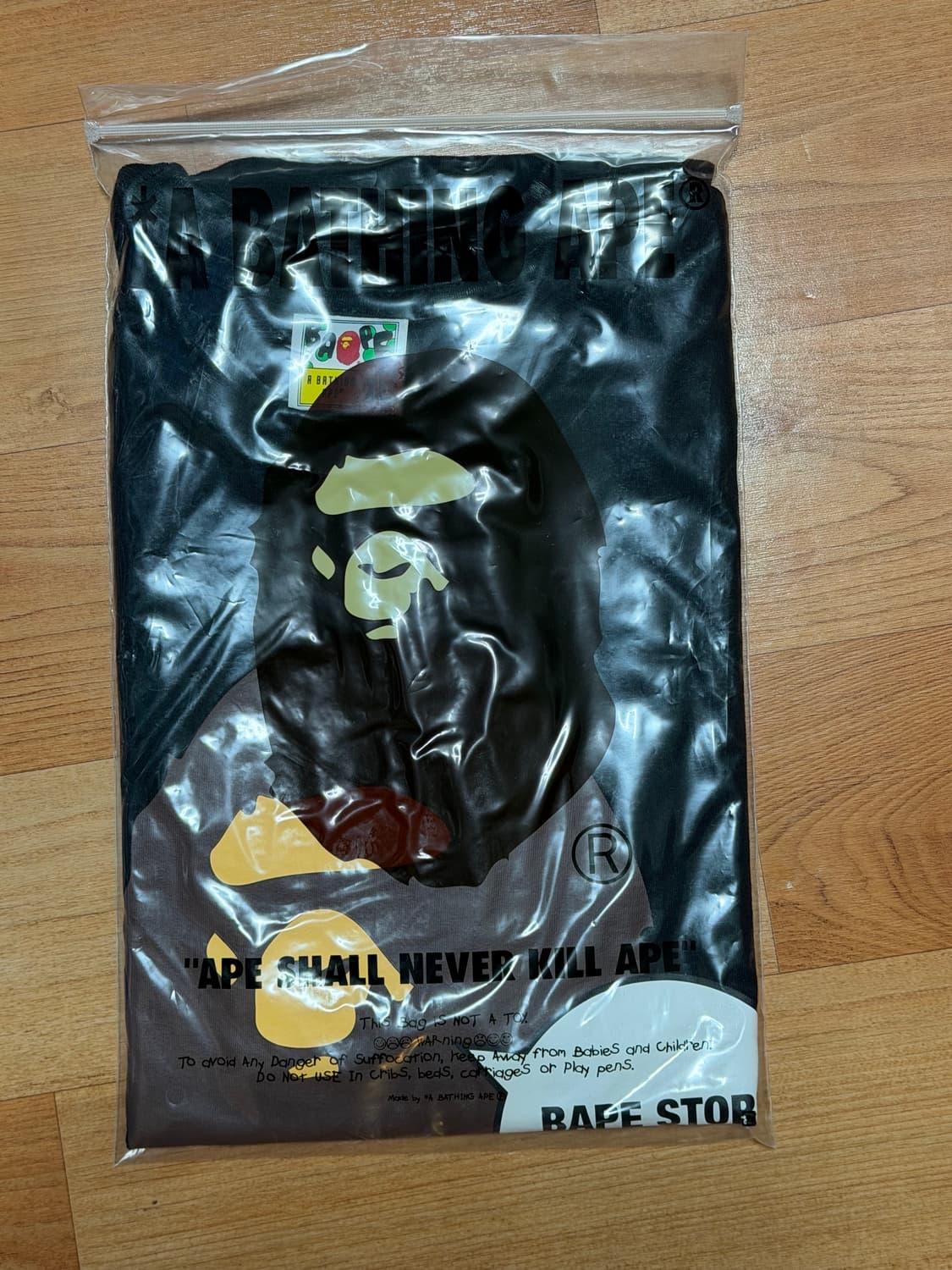 새상품) 베이프 후쿠오카 한정 반팔 xl 상품이미지2