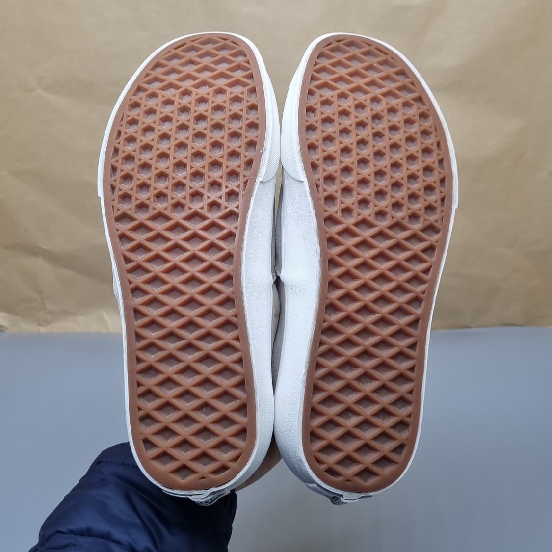 반스 어센틱 피그 스웨이드 스니커즈 225 상품이미지3