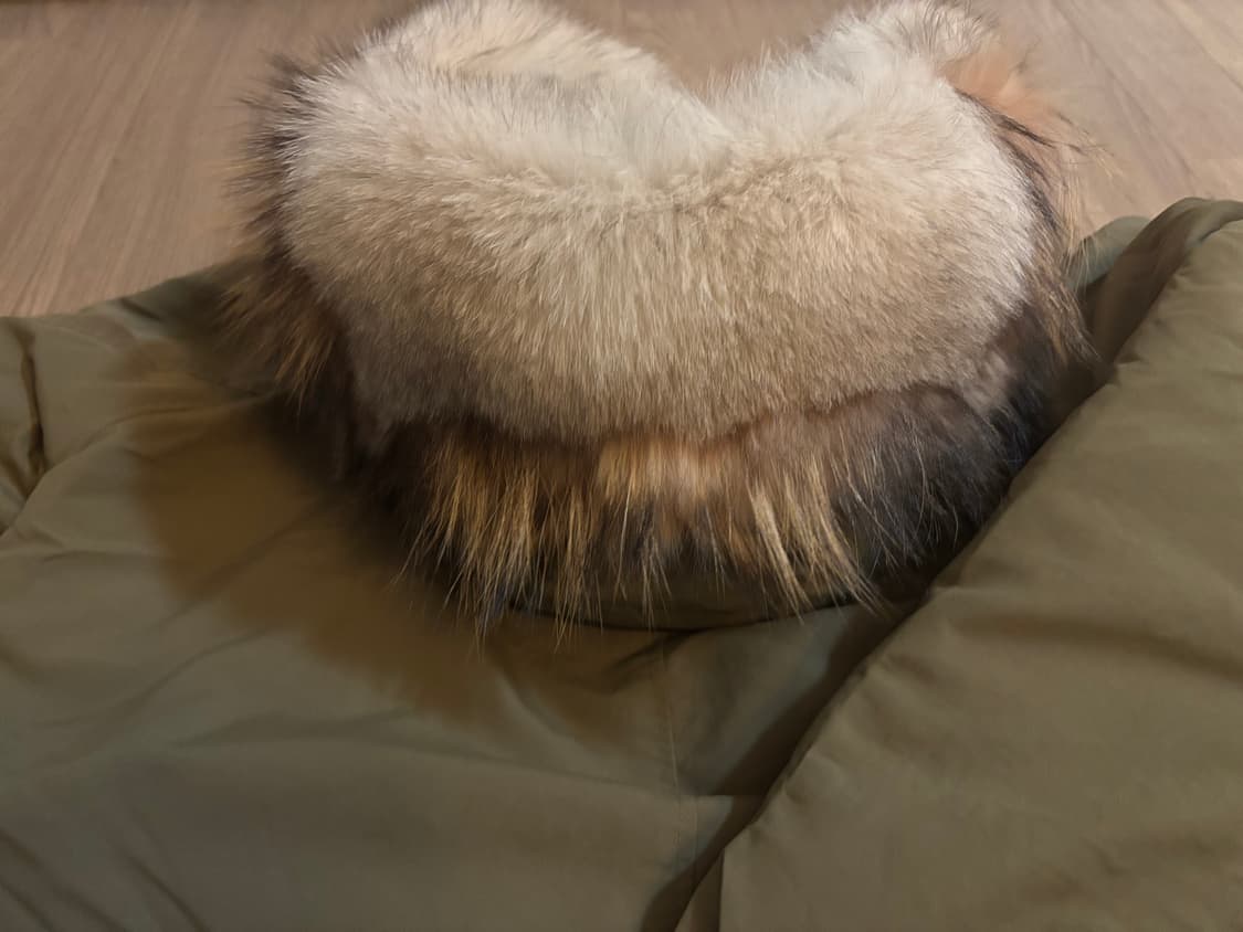 상태최상 지컷 빅사가퍼 구스다운 야상형 중기장 패딩 55(66가능) 상품이미지10