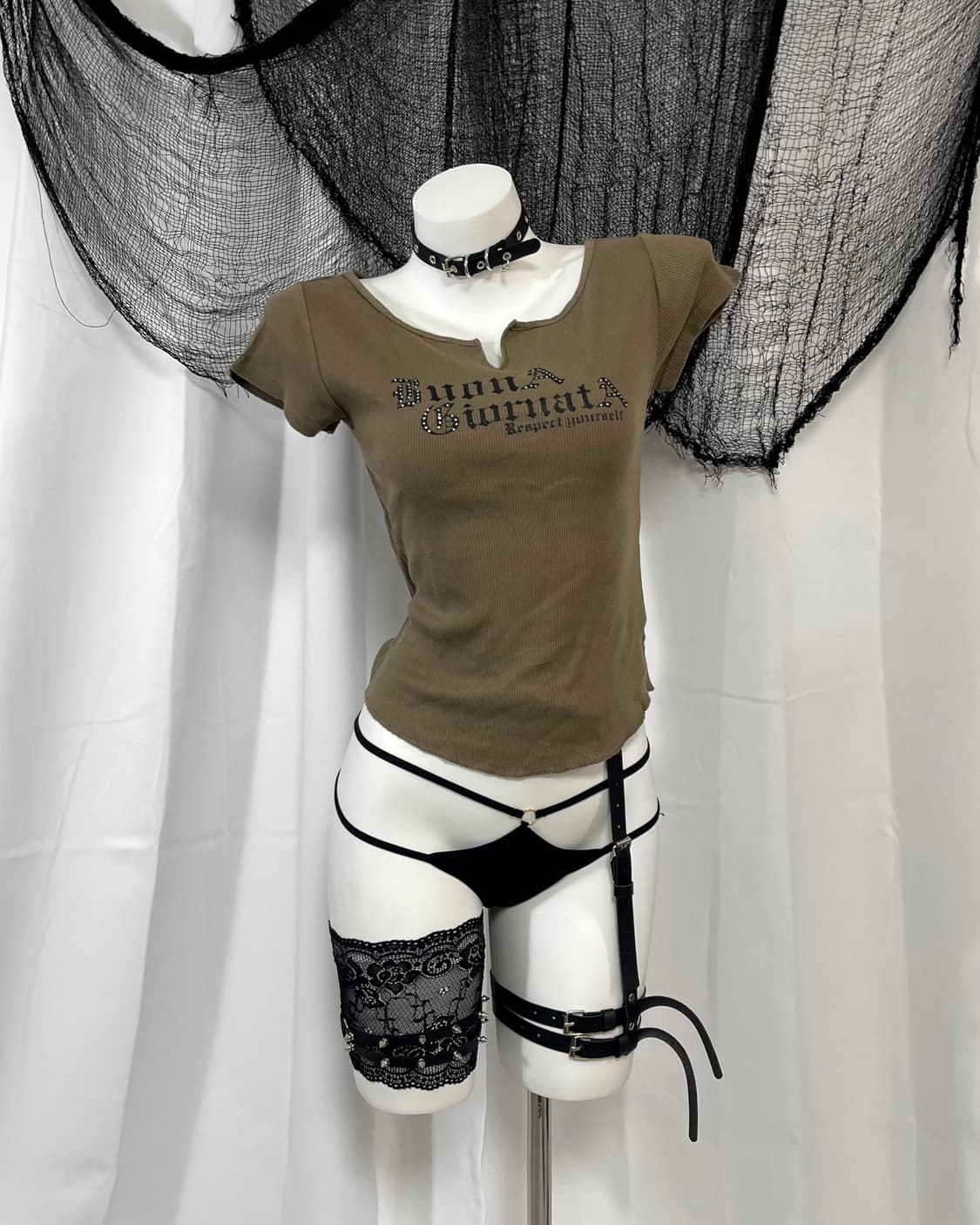 khaki lettering t-shirt 상품이미지1