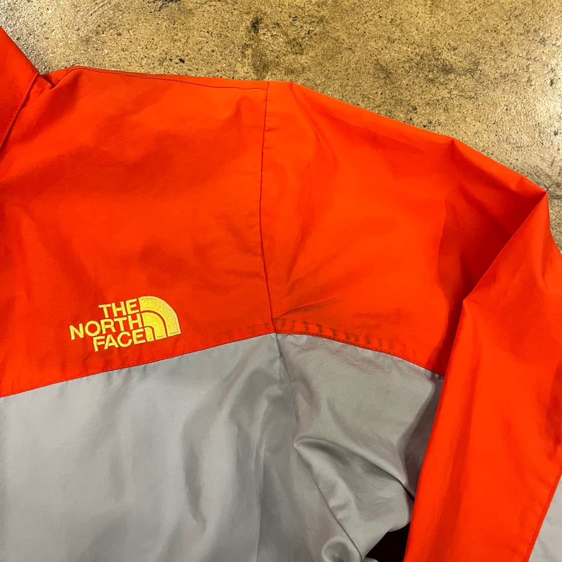 [정품/XL] 노스페이스 오렌지 회색 바람막이 b19 상품이미지7