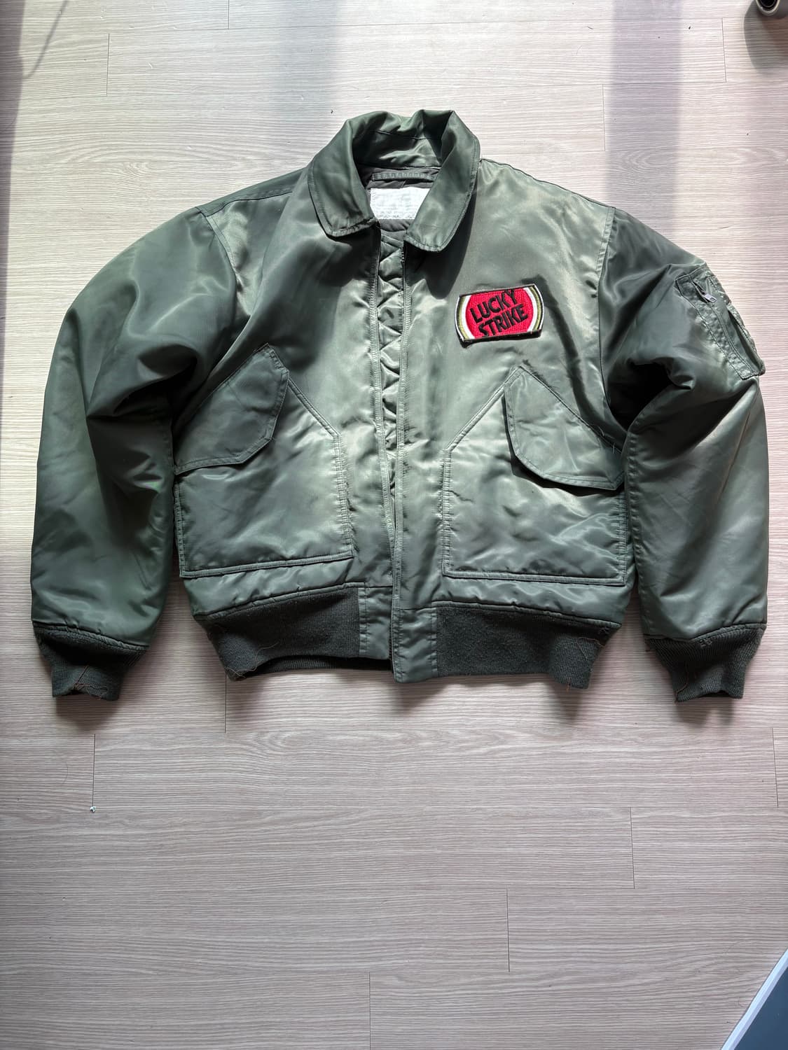 럭키스트라이크 ma-1 상품이미지1