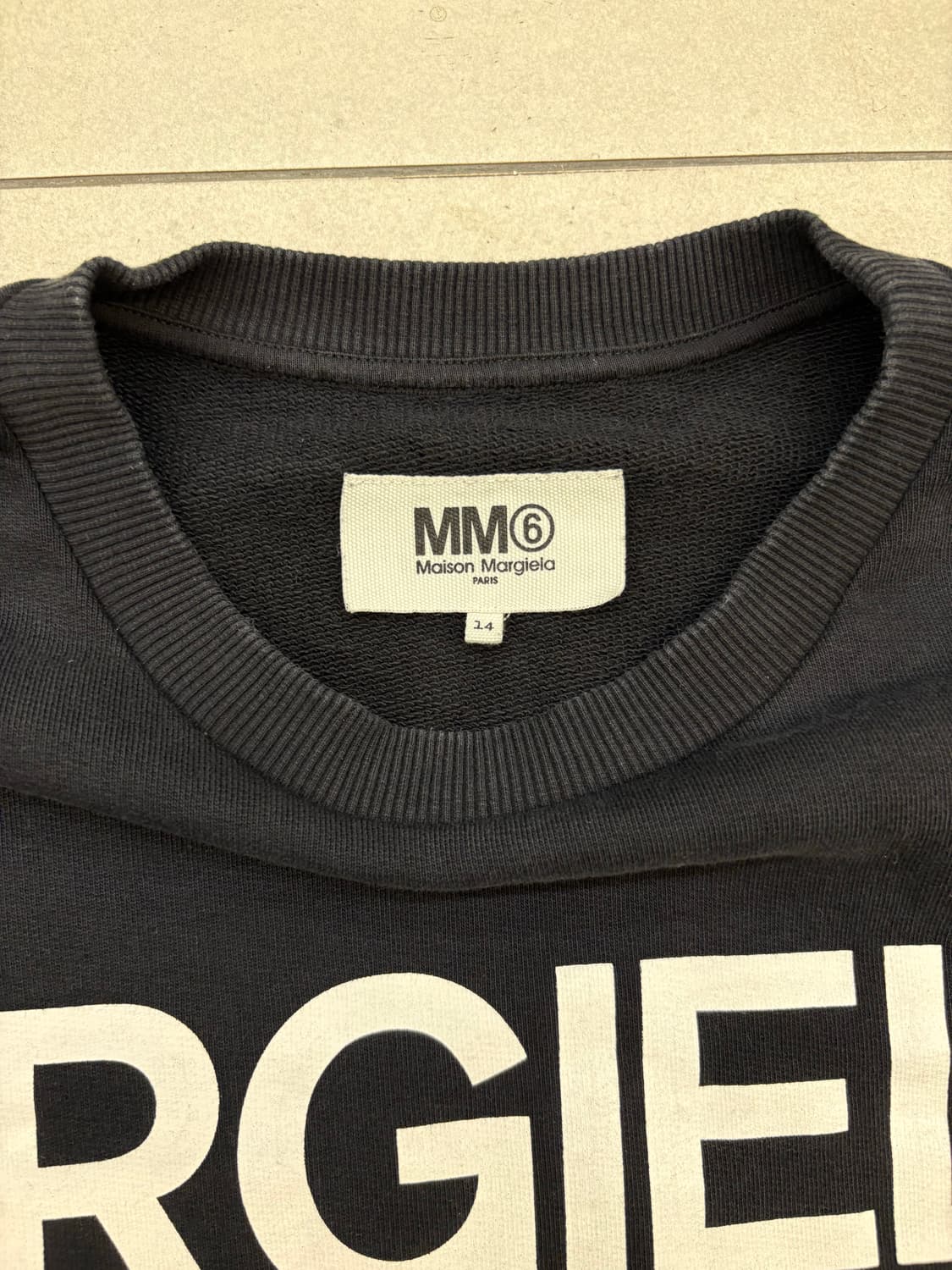 MM6 메종 마르지엘라 맨투맨 상품이미지5