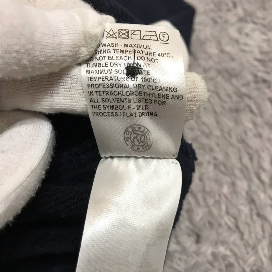 {클로젯}[2][신형]톰브라운 사선완장 맨투맨 상품이미지8