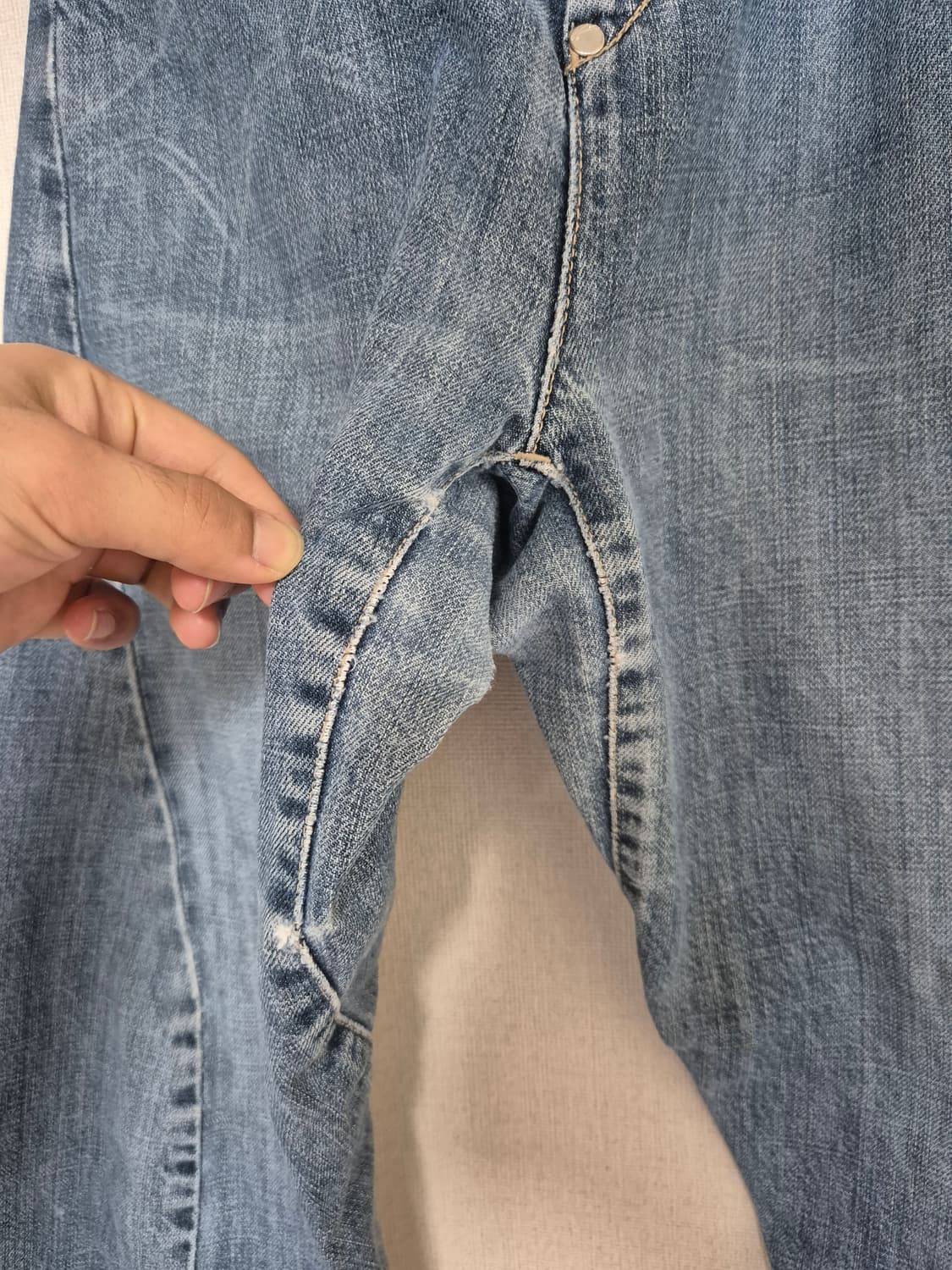 00s 리바이스 엔지니어드 신치백 워싱진 상품이미지4