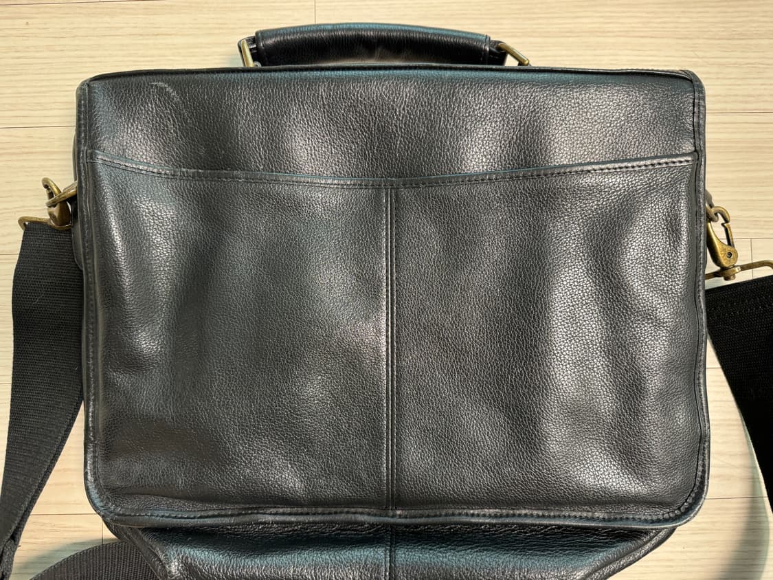 바버 레더 브리프케이스 블랙 색상 상품이미지3
