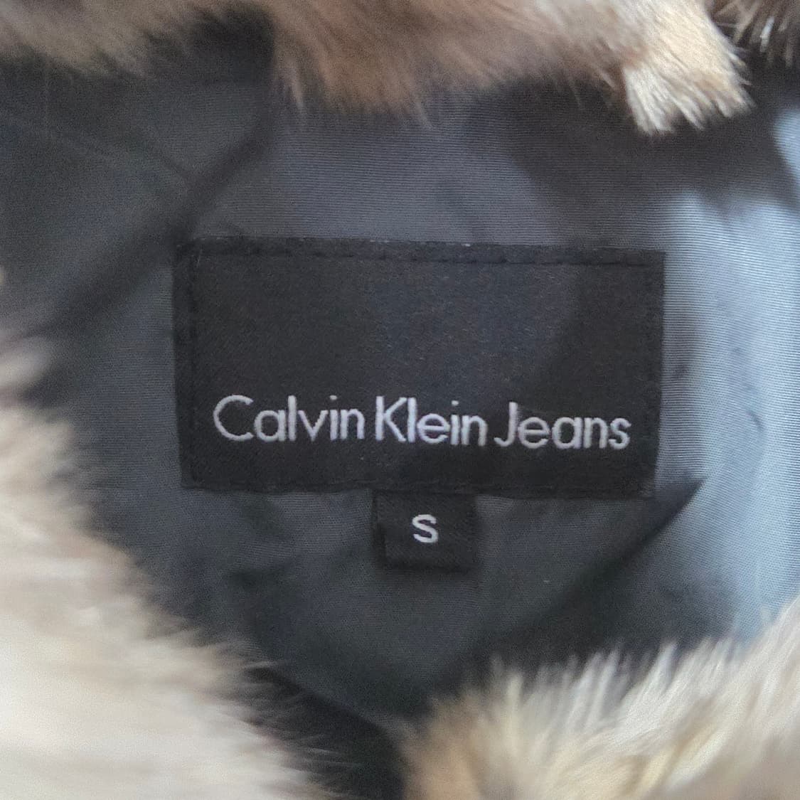 캘빈클라인 진스 우먼 다운 패딩 S 상품이미지3