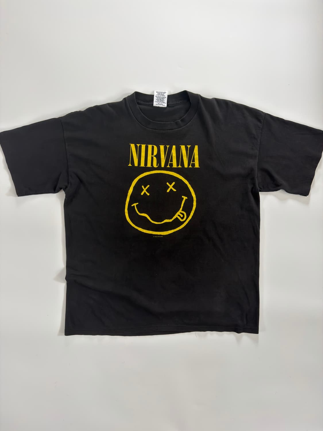 90s nirvana smile 빈티지 너바나 티셔츠 상품이미지2