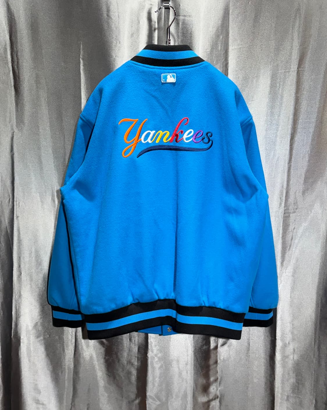 L MLB 뉴욕양키스 컬러 빅로고 라이트블루 울 바시티 상품이미지4