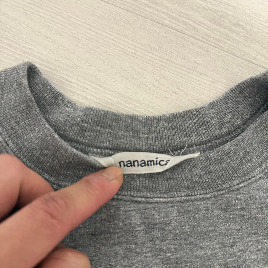[L] nanamica 그레이 래글런 맨투맨 상품이미지2