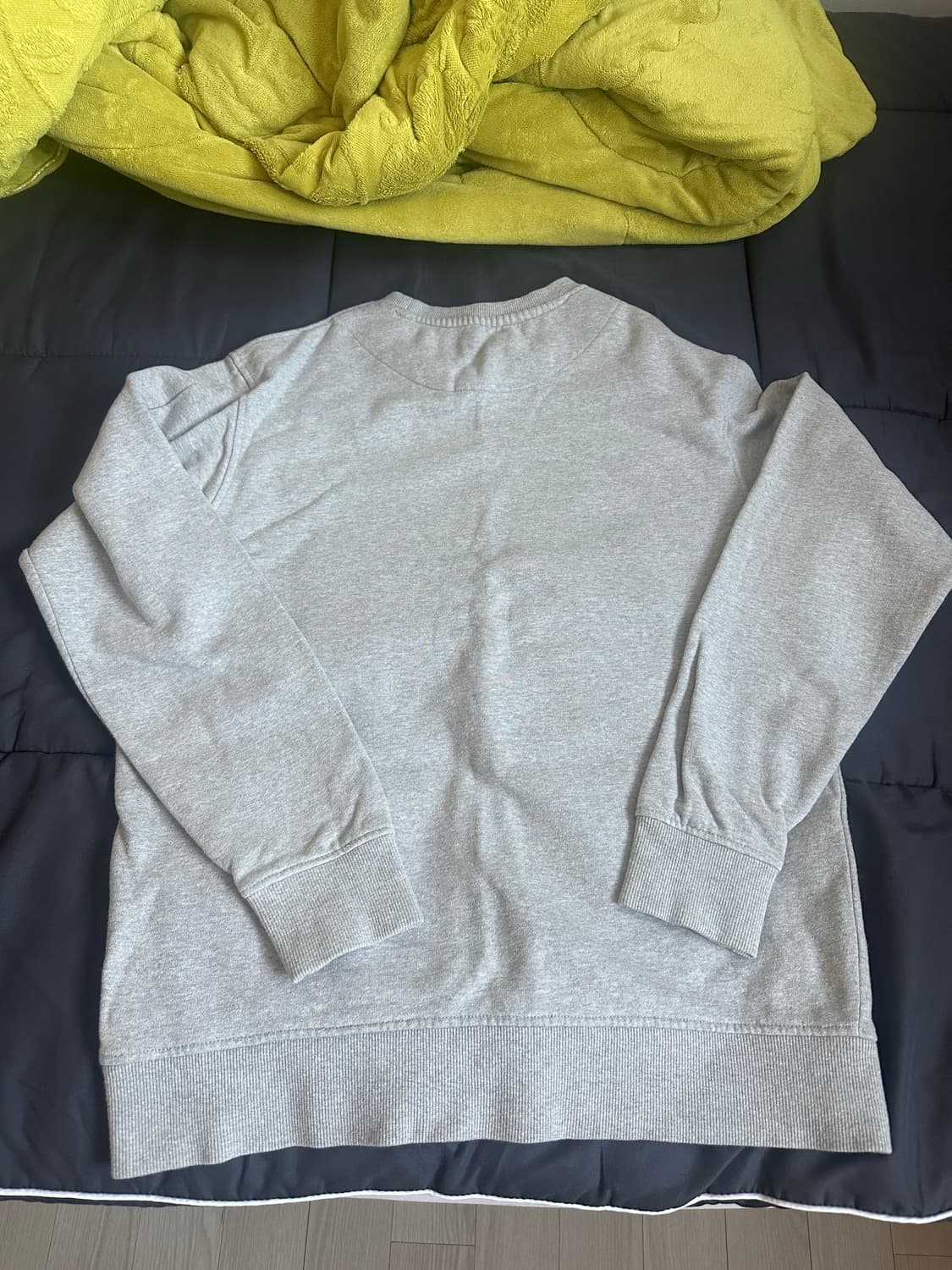 비욘드클로젯 맨투맨(스웨트셔츠) 상품이미지3