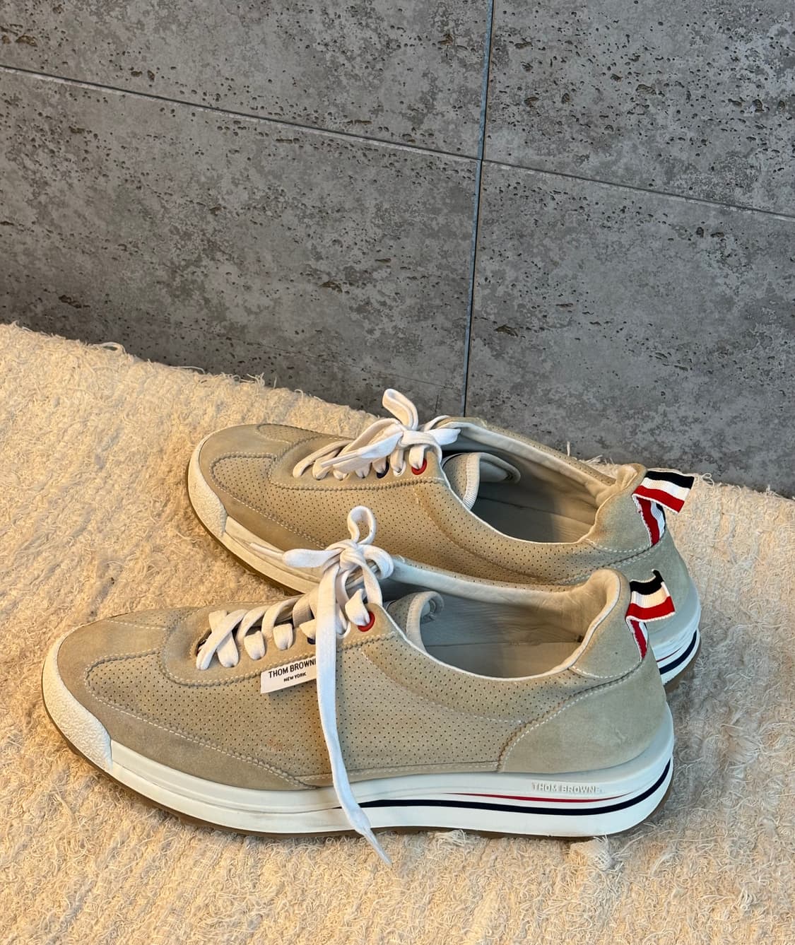 톰브라운 테크러너 스니커즈 상품이미지3