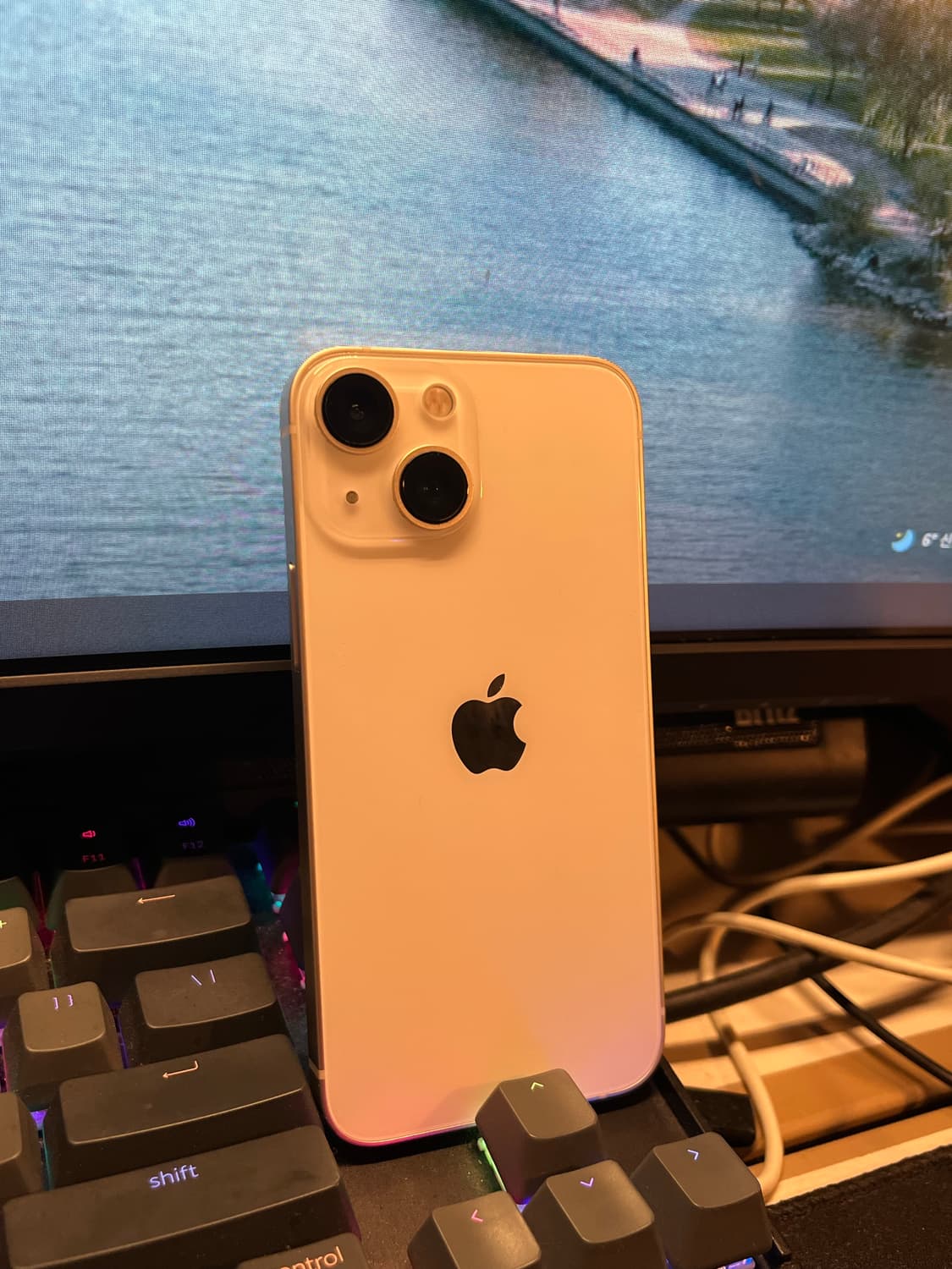 아이폰 13 미니 화이트 128GB 상품이미지1