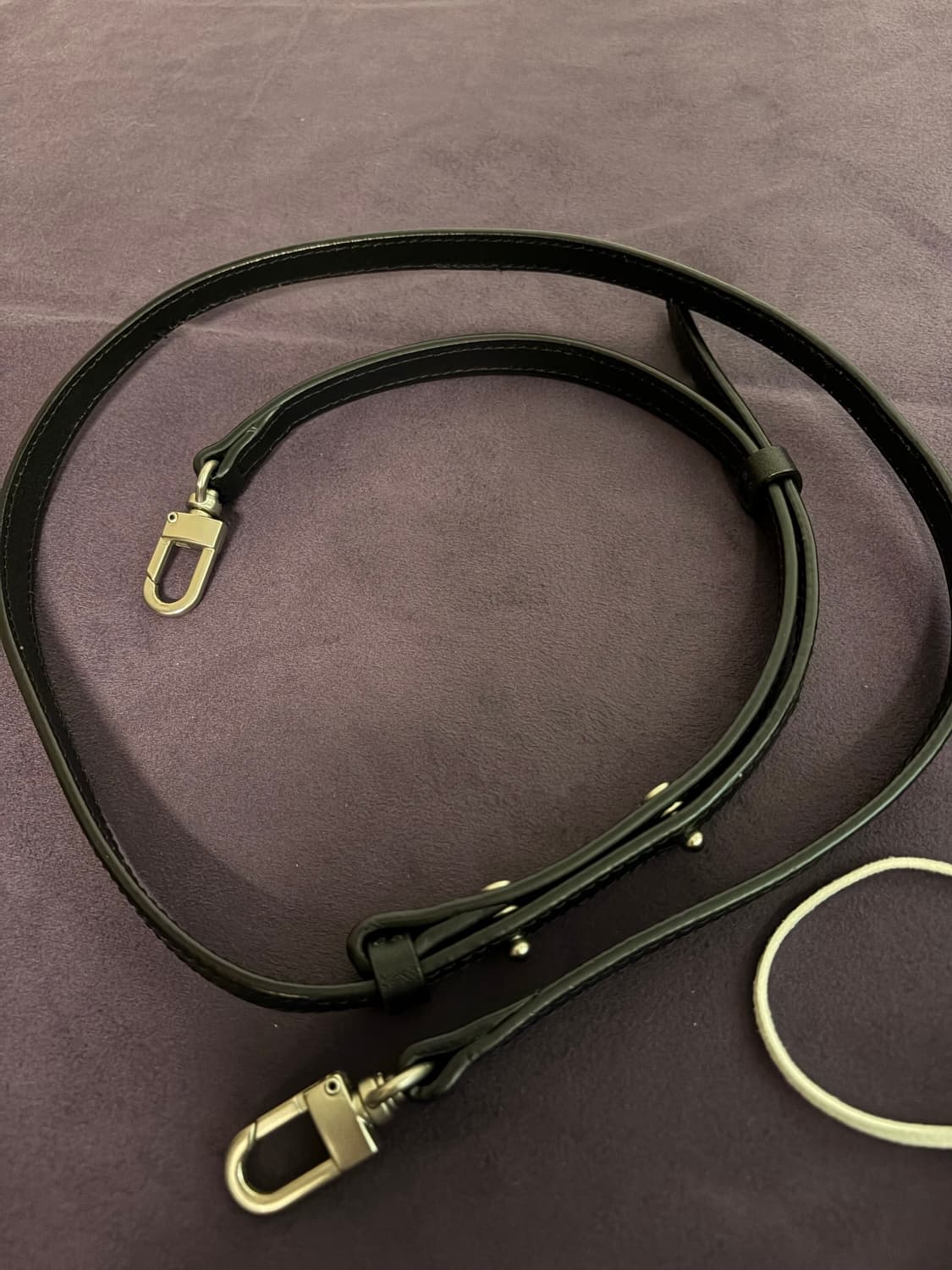 아더에러 스몰 쇼퍼백 느와르 (캔버스) 상품이미지8