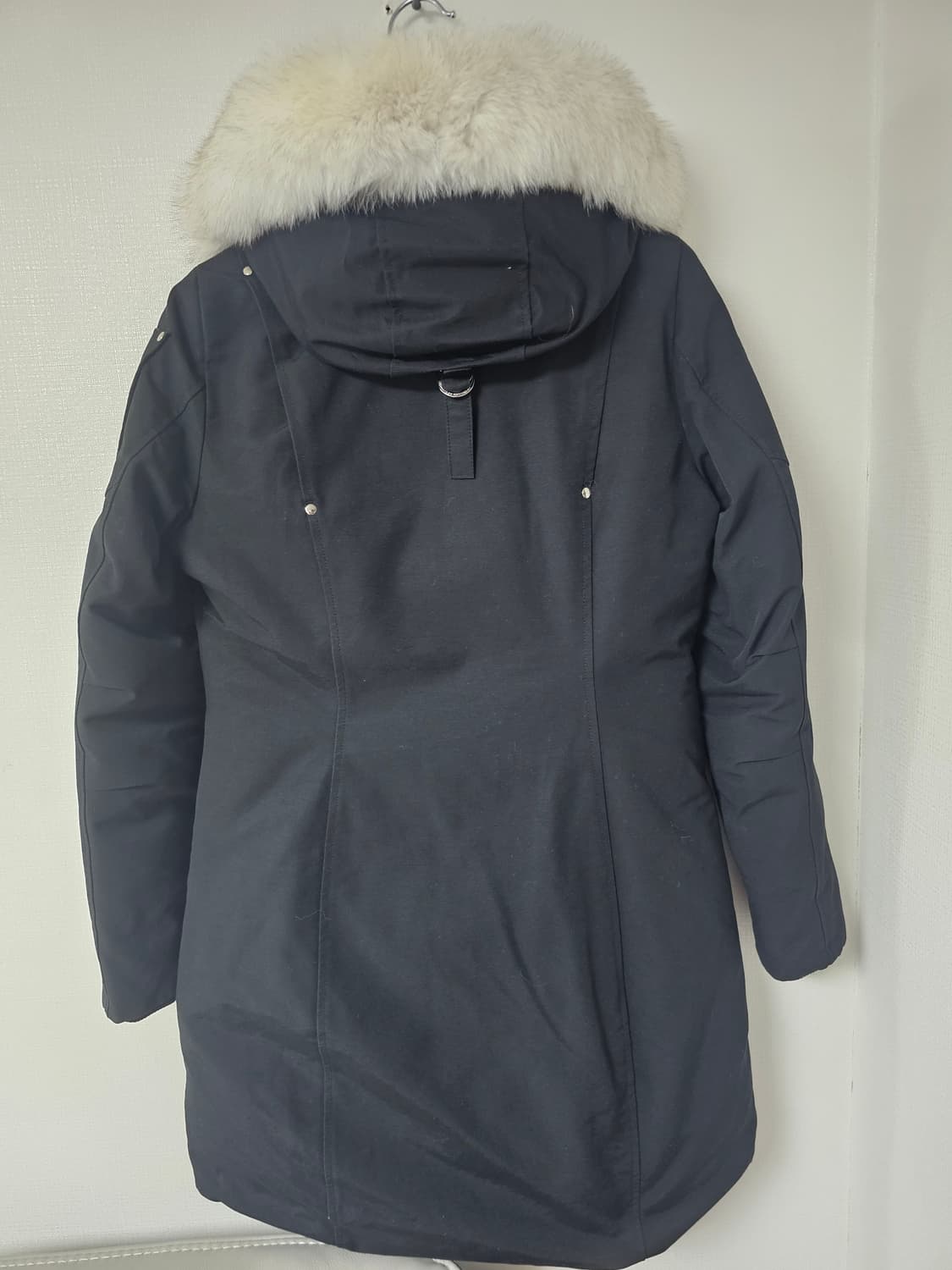 무스너클 22fw 여성 스틸링 화이트퍼(M/정품) 상품이미지5